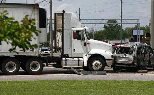 tractor trailer accident accident lawyer